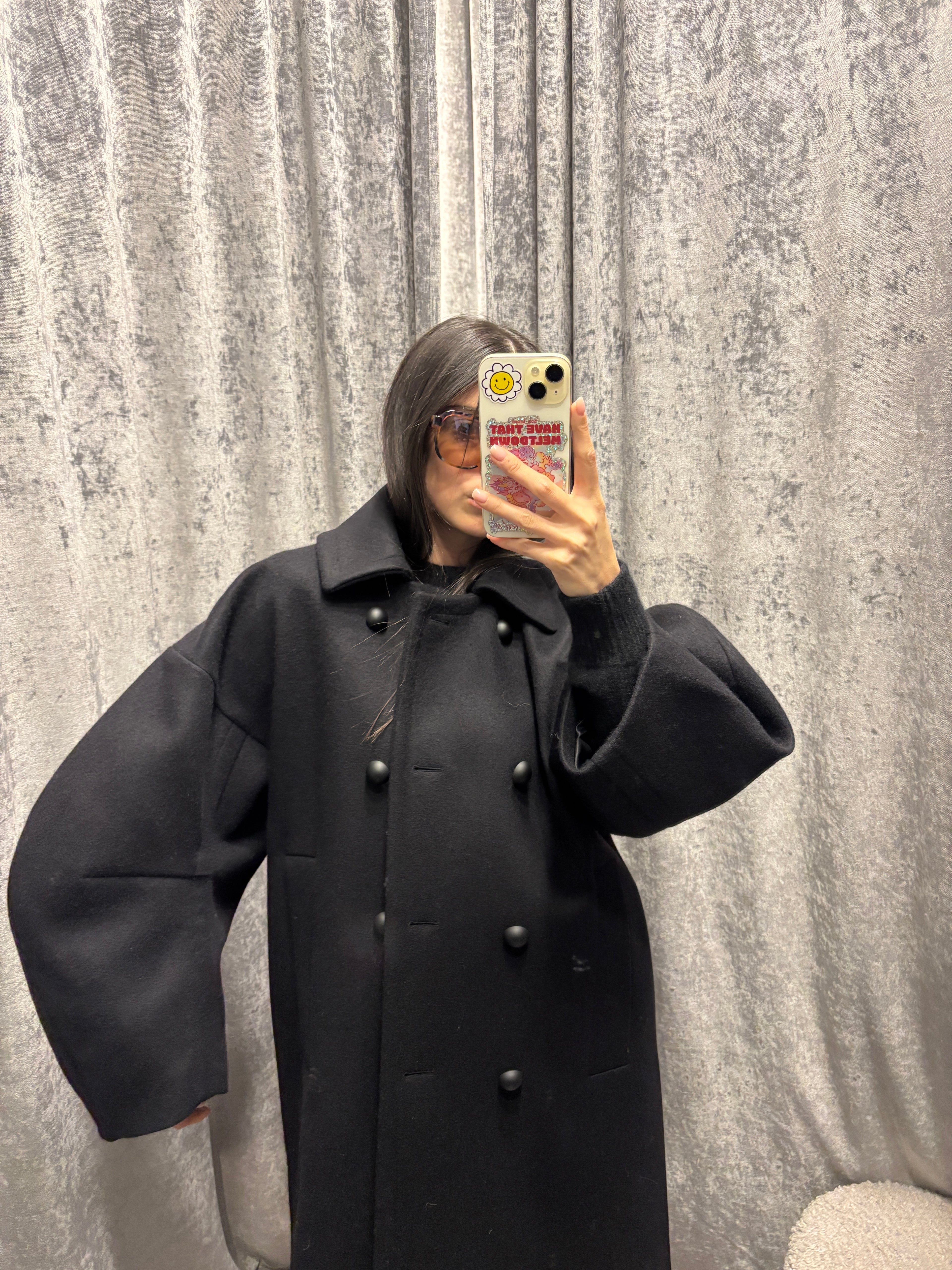 Cappotto scultoreo in lana