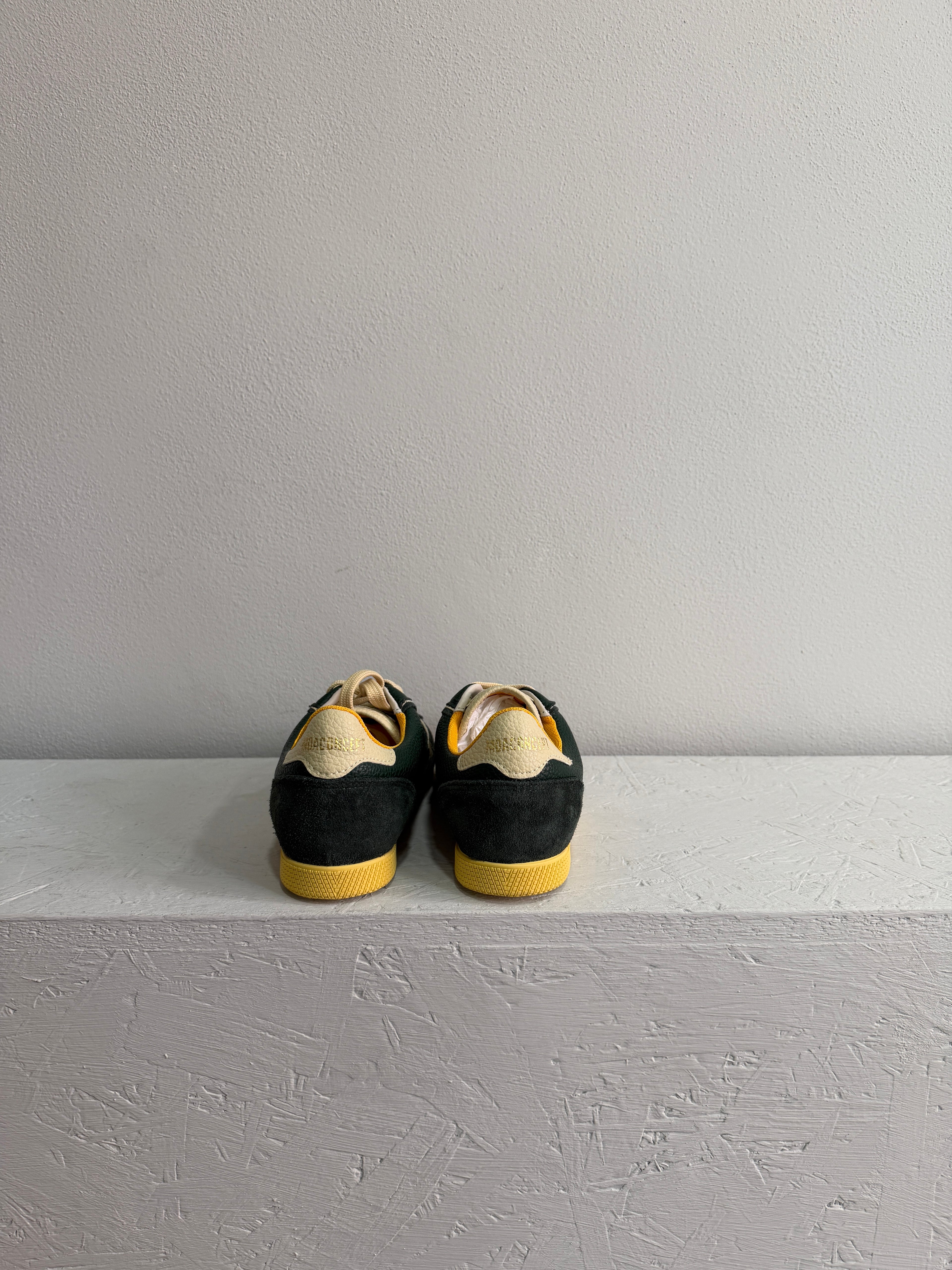 Sneaker verde foresta