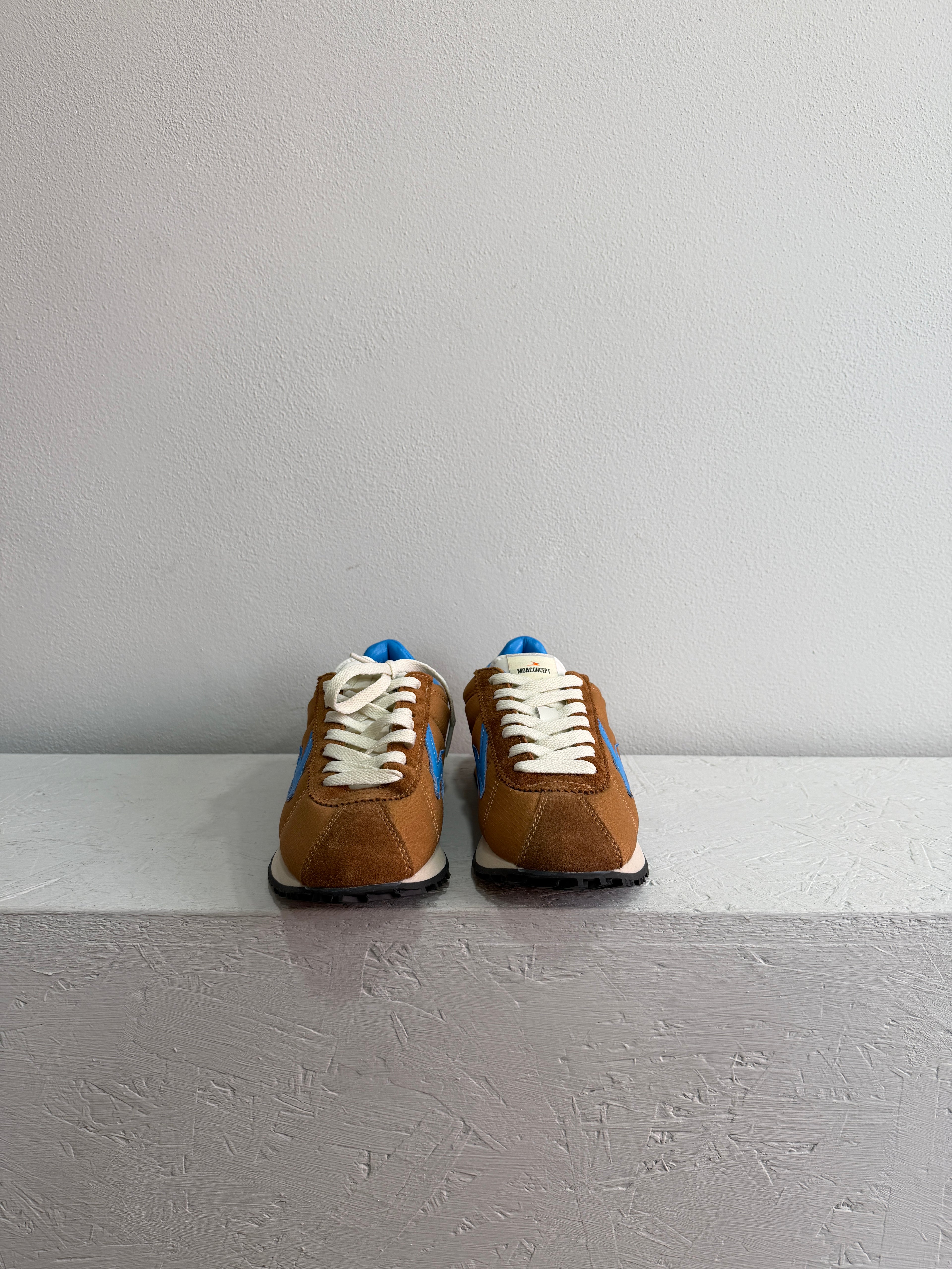 Sneaker in nylon color nocciola