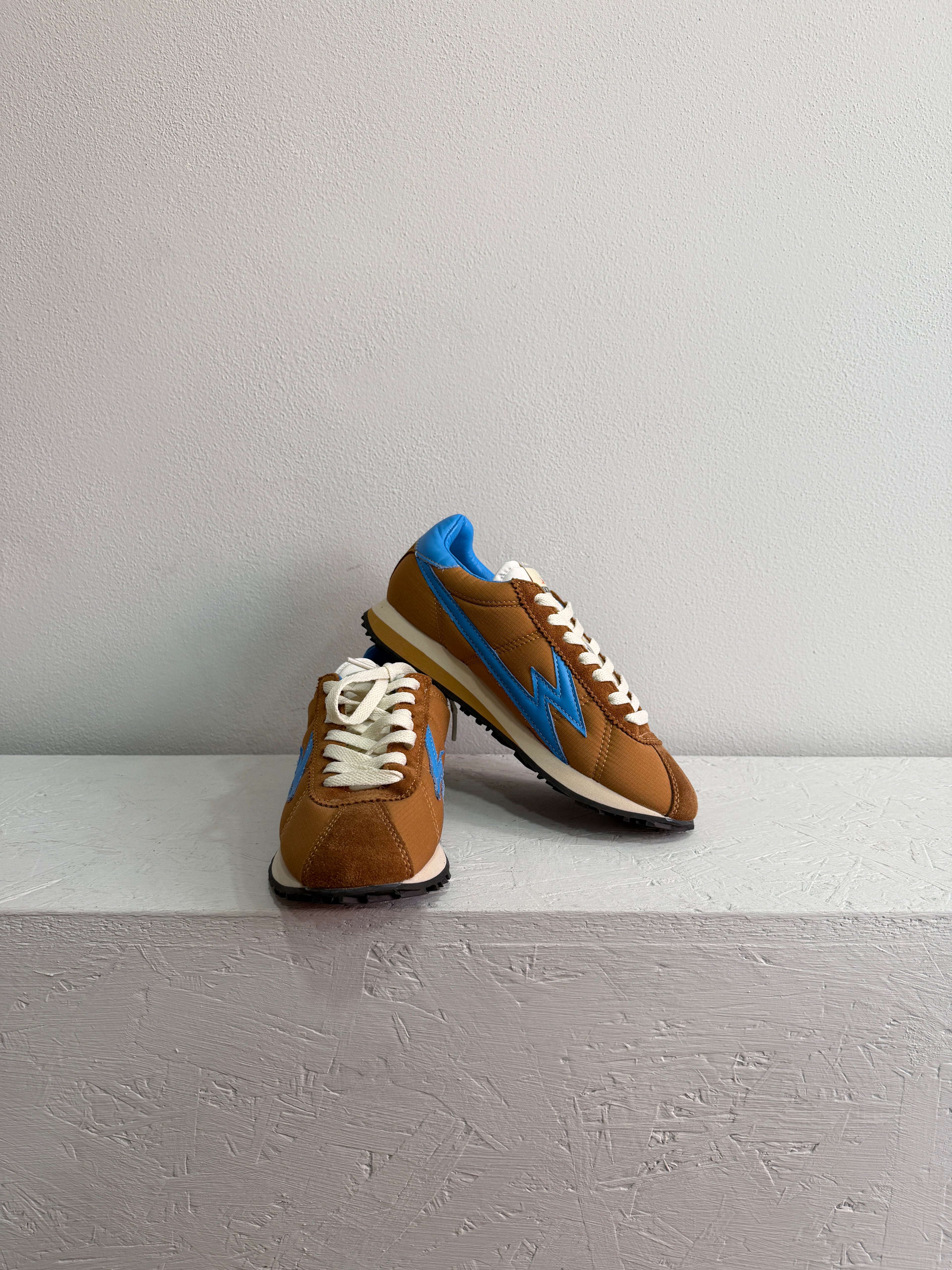 Sneaker in nylon color nocciola
