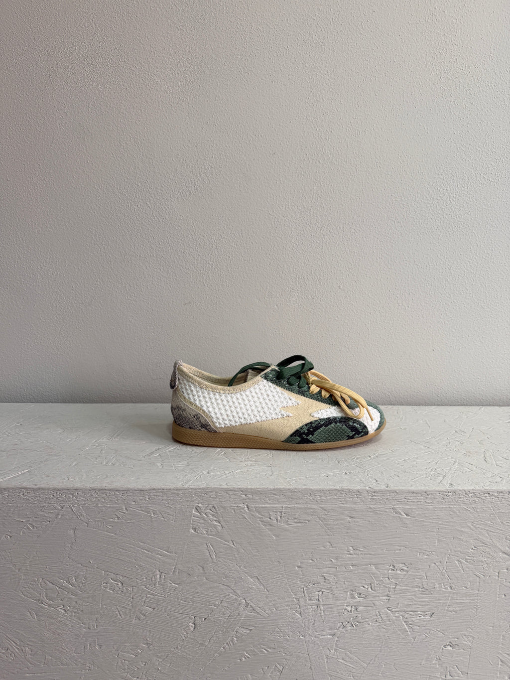 Sneaker in pelle bianco e petrolio