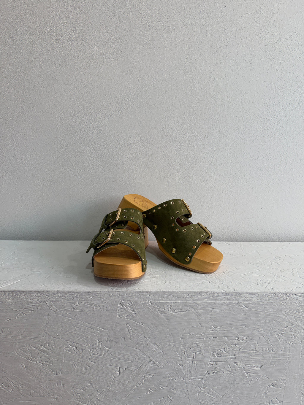 Zoccolo martellato militare