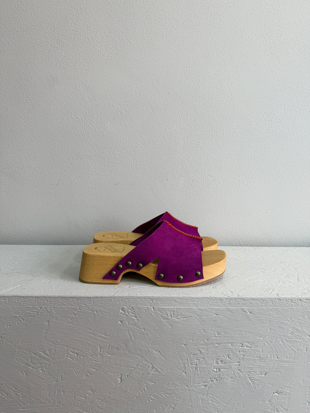 Zoccolo viola