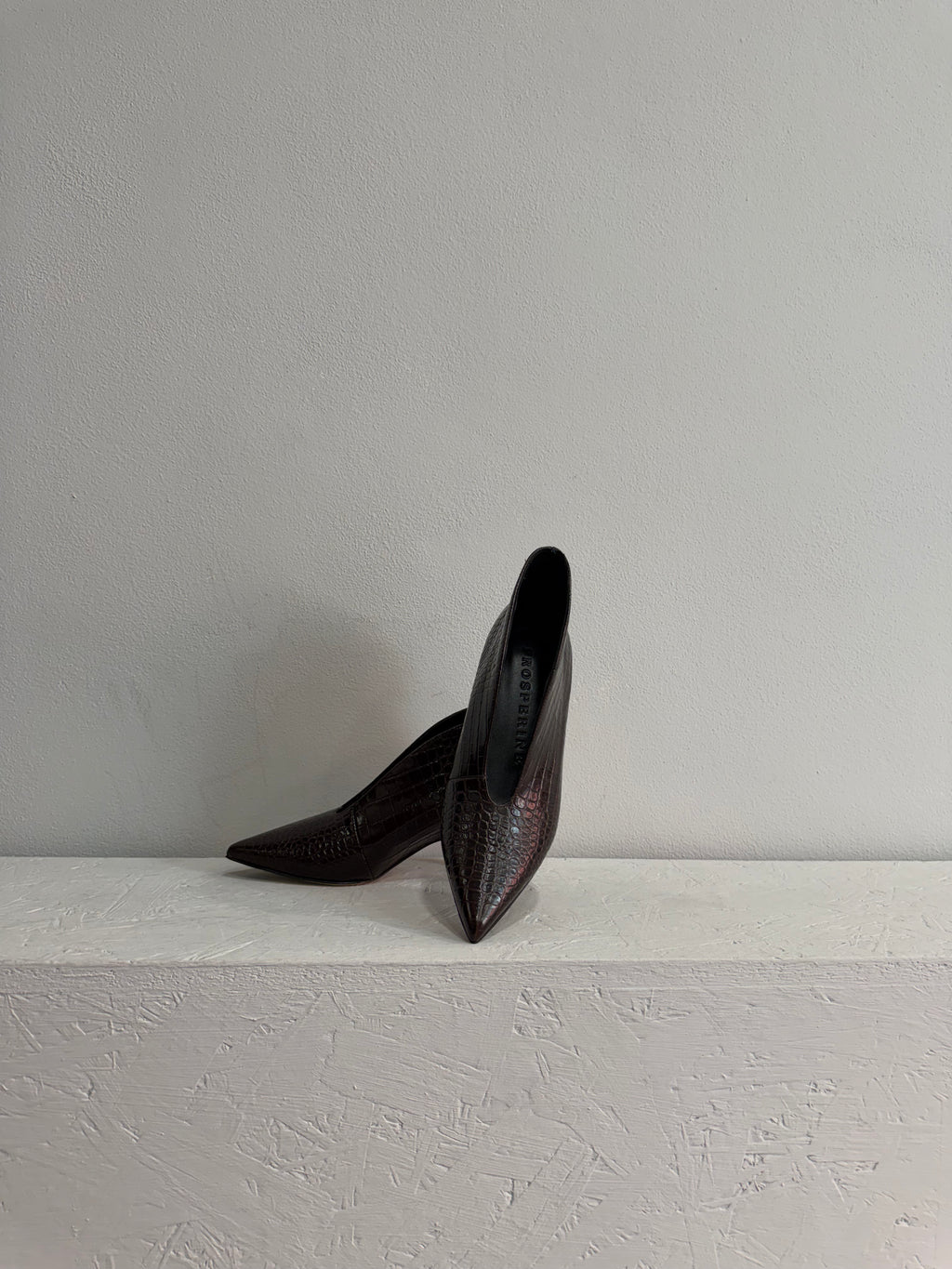 Stivaletto in pelle effetto coccodrillo