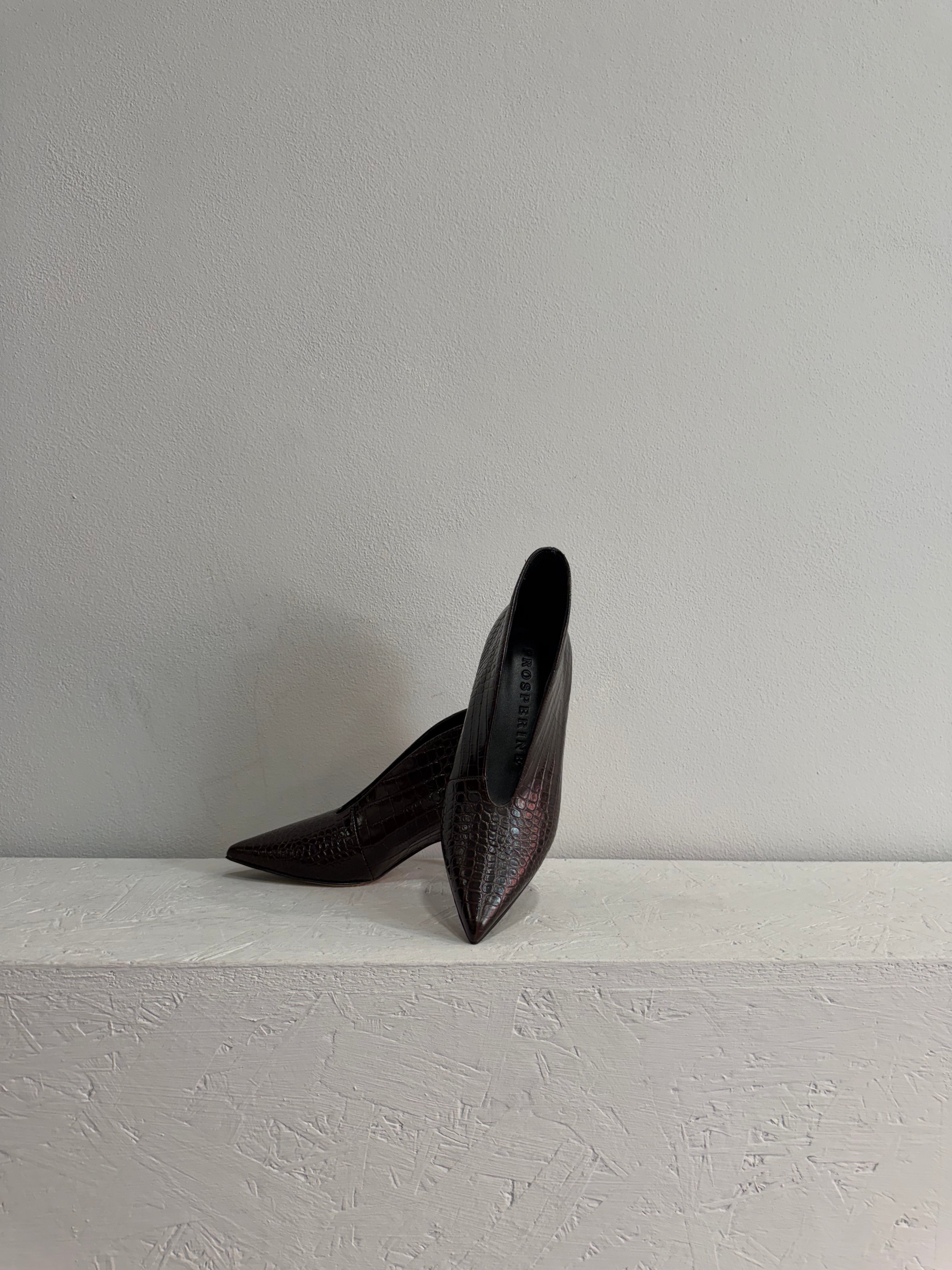 Stivaletto in pelle effetto coccodrillo
