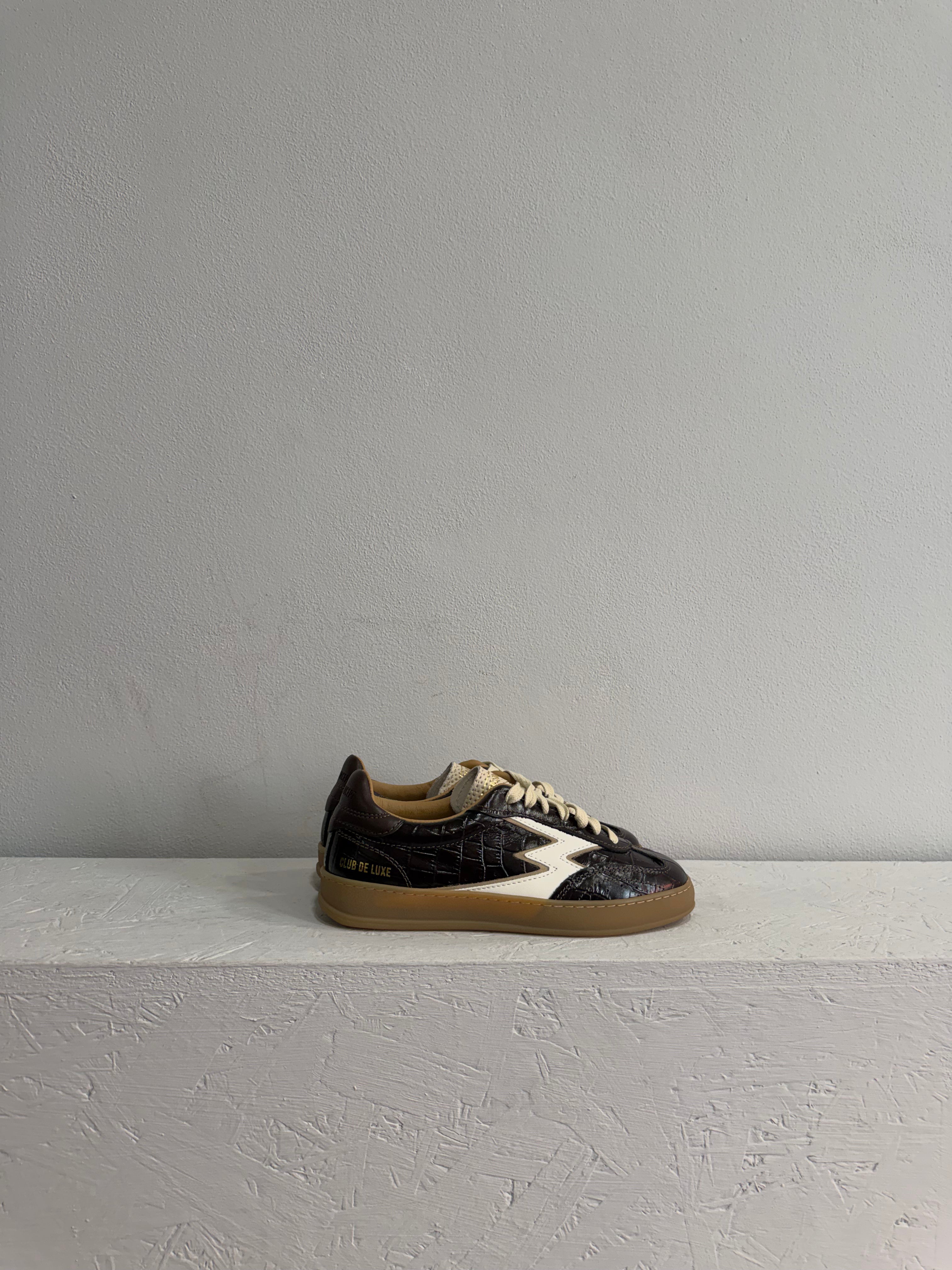 Sneakers in pelle effetto coccodrillo