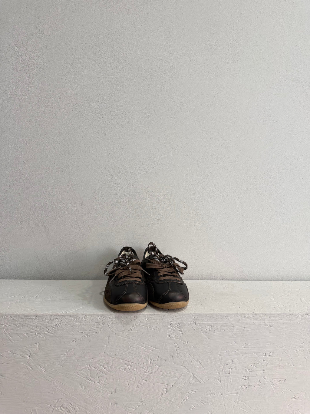 Sneaker in pelle color cioccolato
