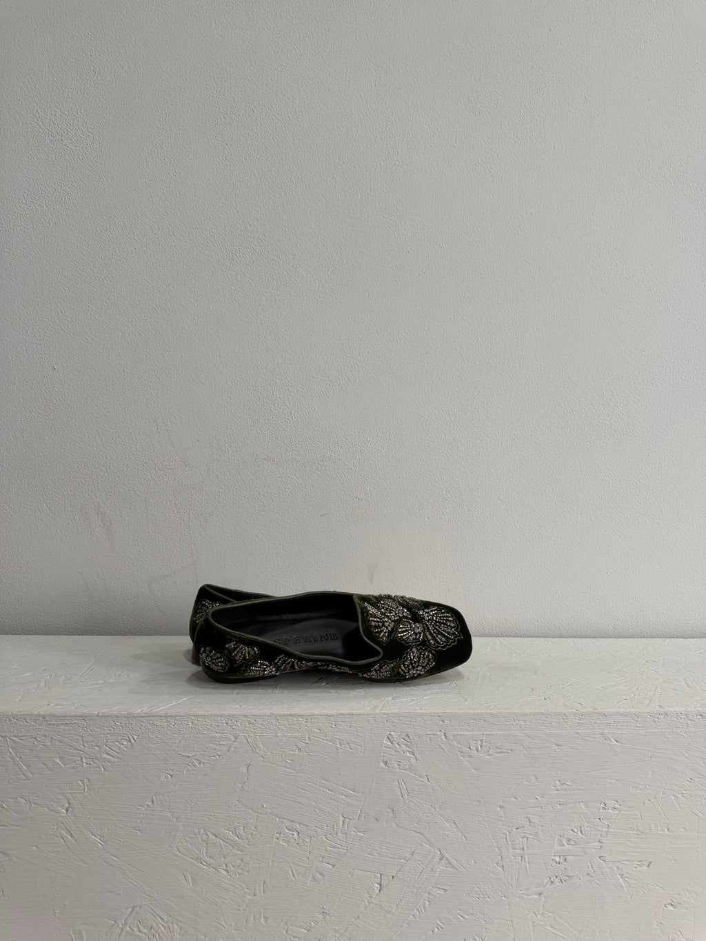 Mocassino in suede con ricami