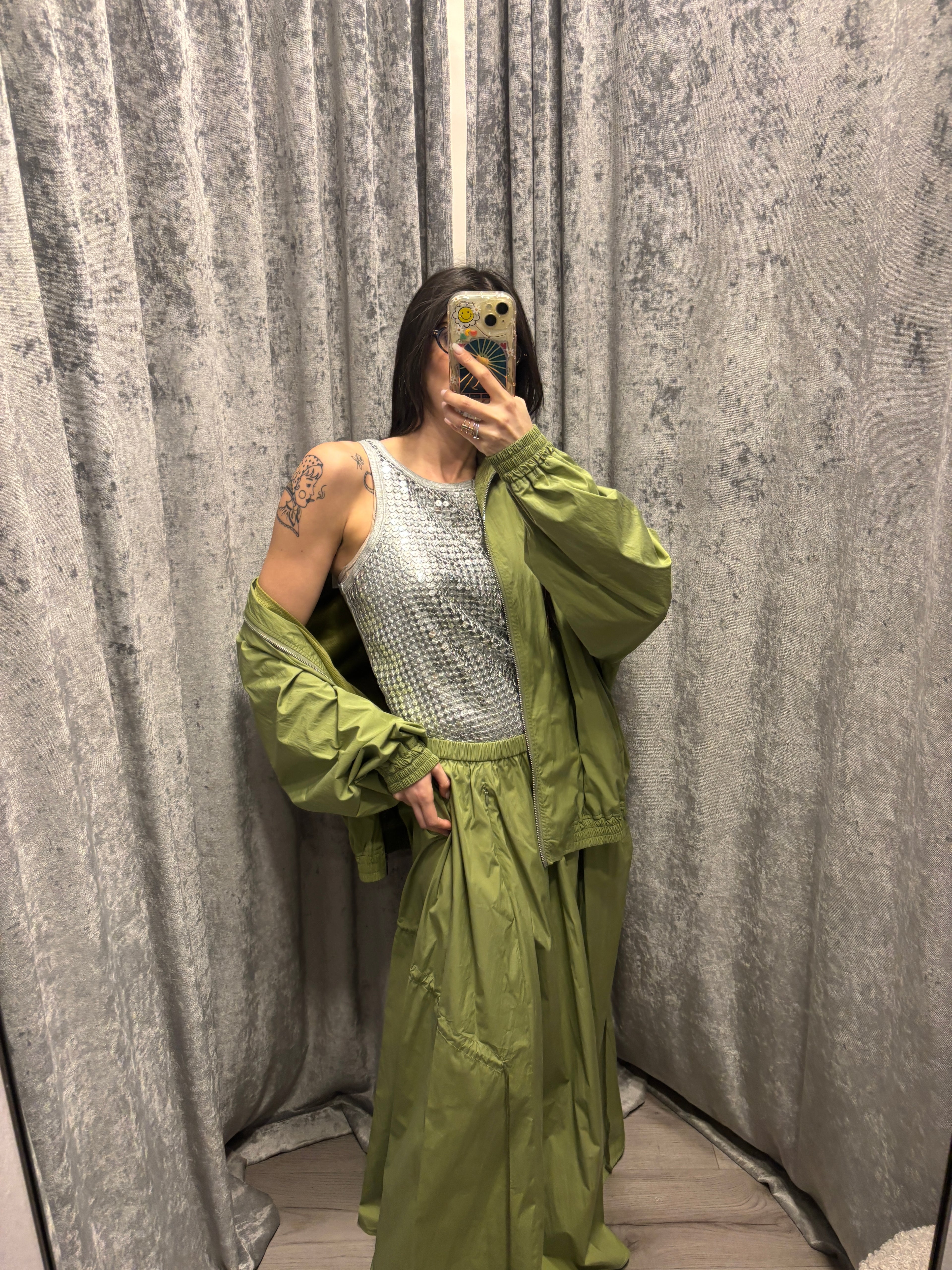 CANOTTA CON PAILLETTES ARGENTO