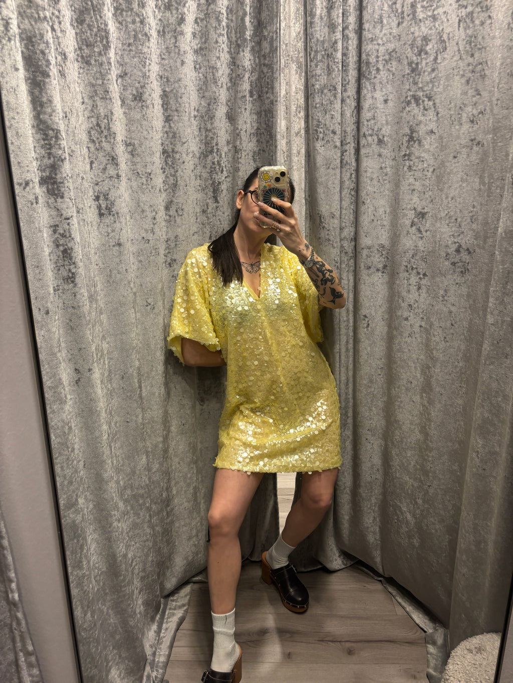 Abito t-shirt in paillettes