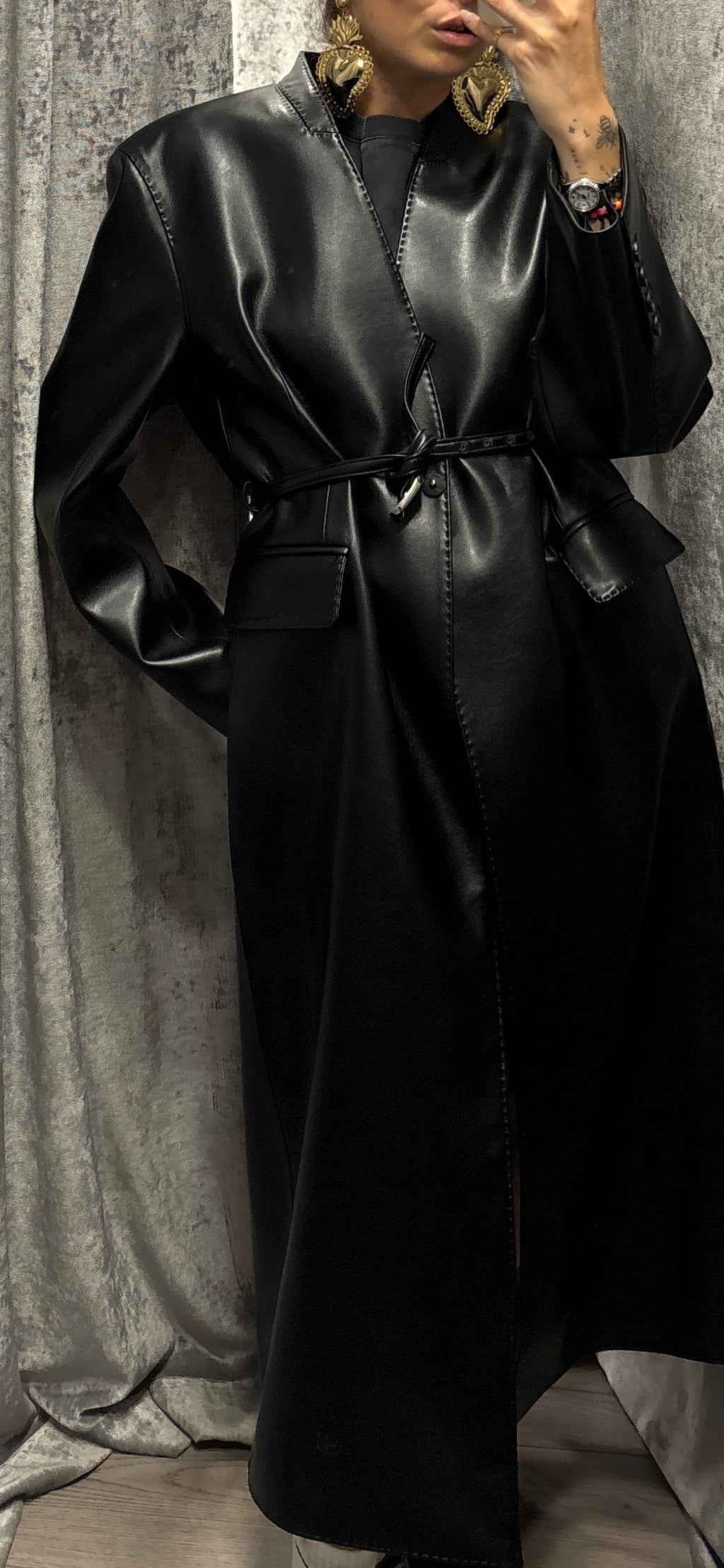 Trench lungo ecopelle con cintura
