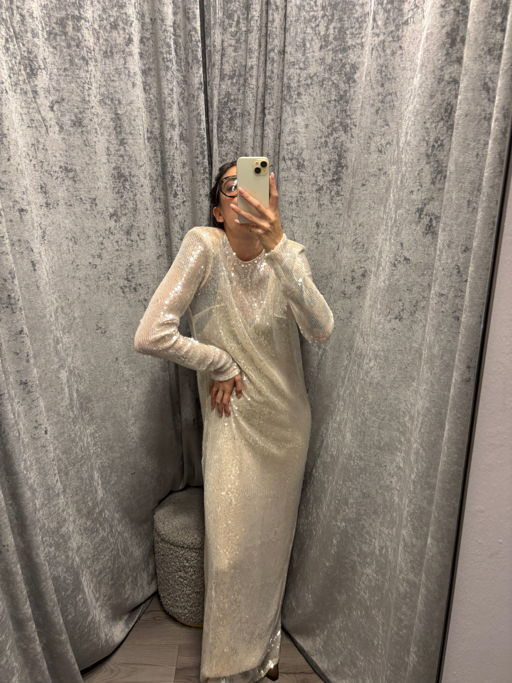 Abito lungo in paillettes