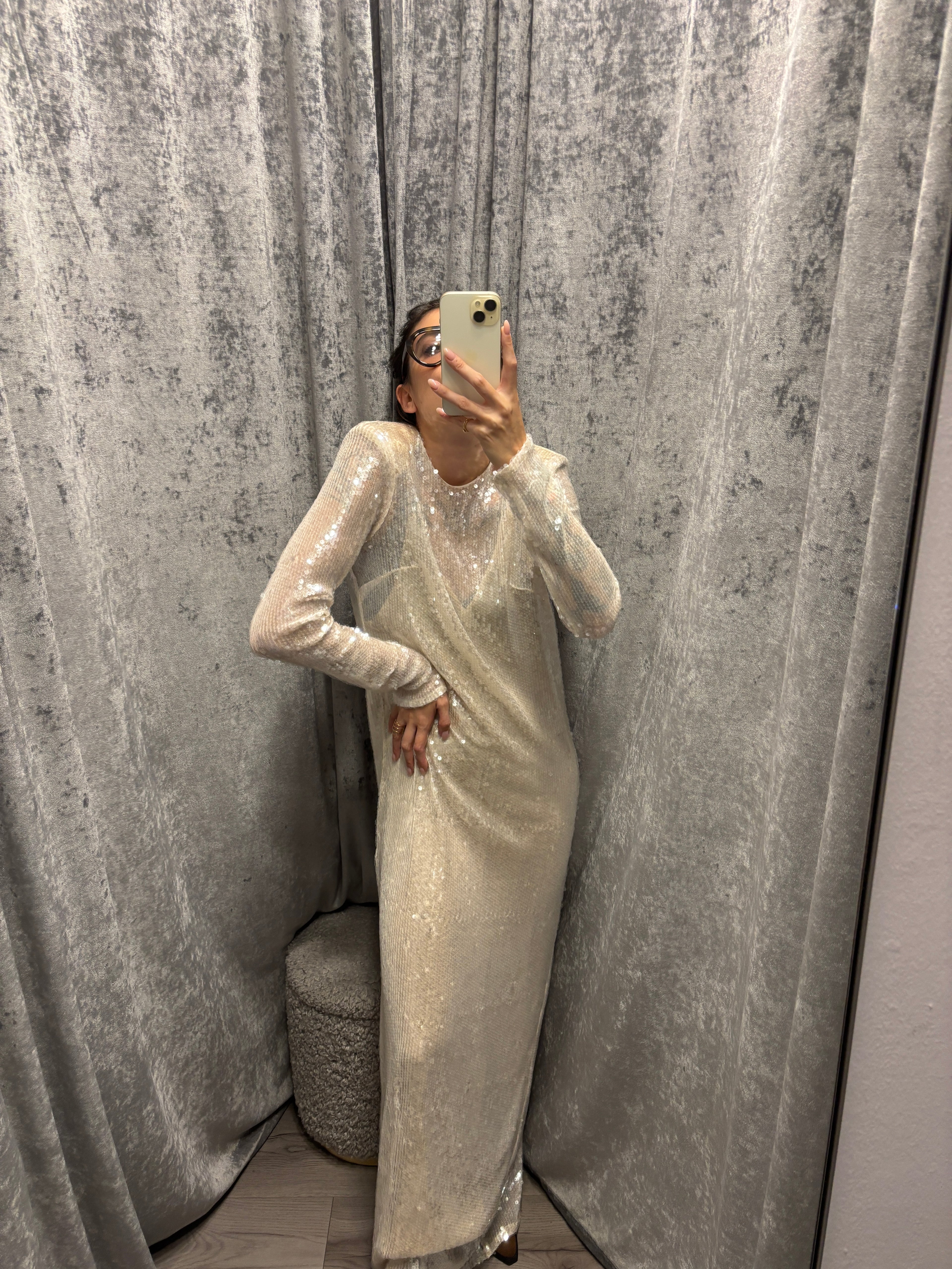 Abito lungo in paillettes