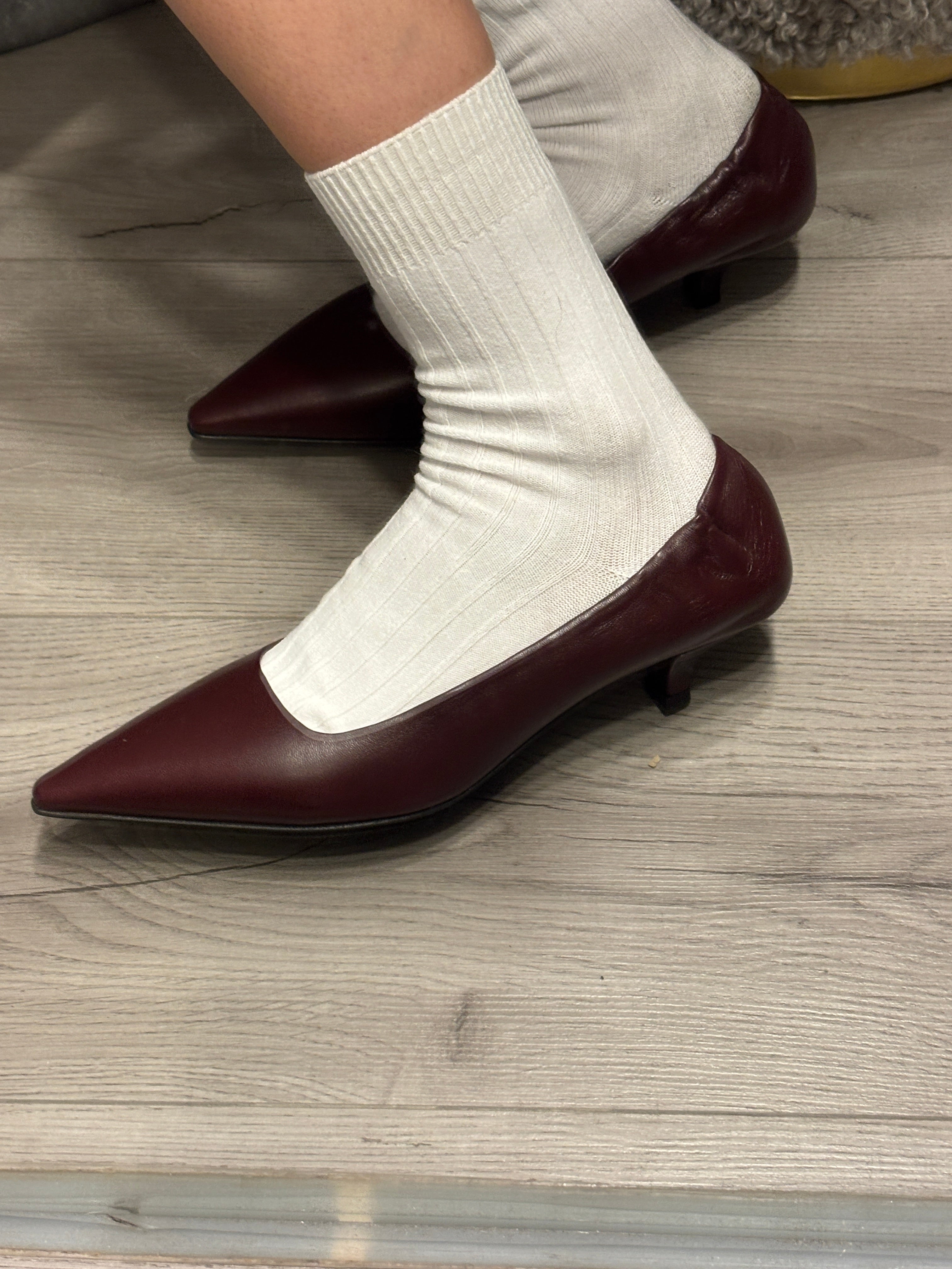 Décolleté in nappa con mini tacco
