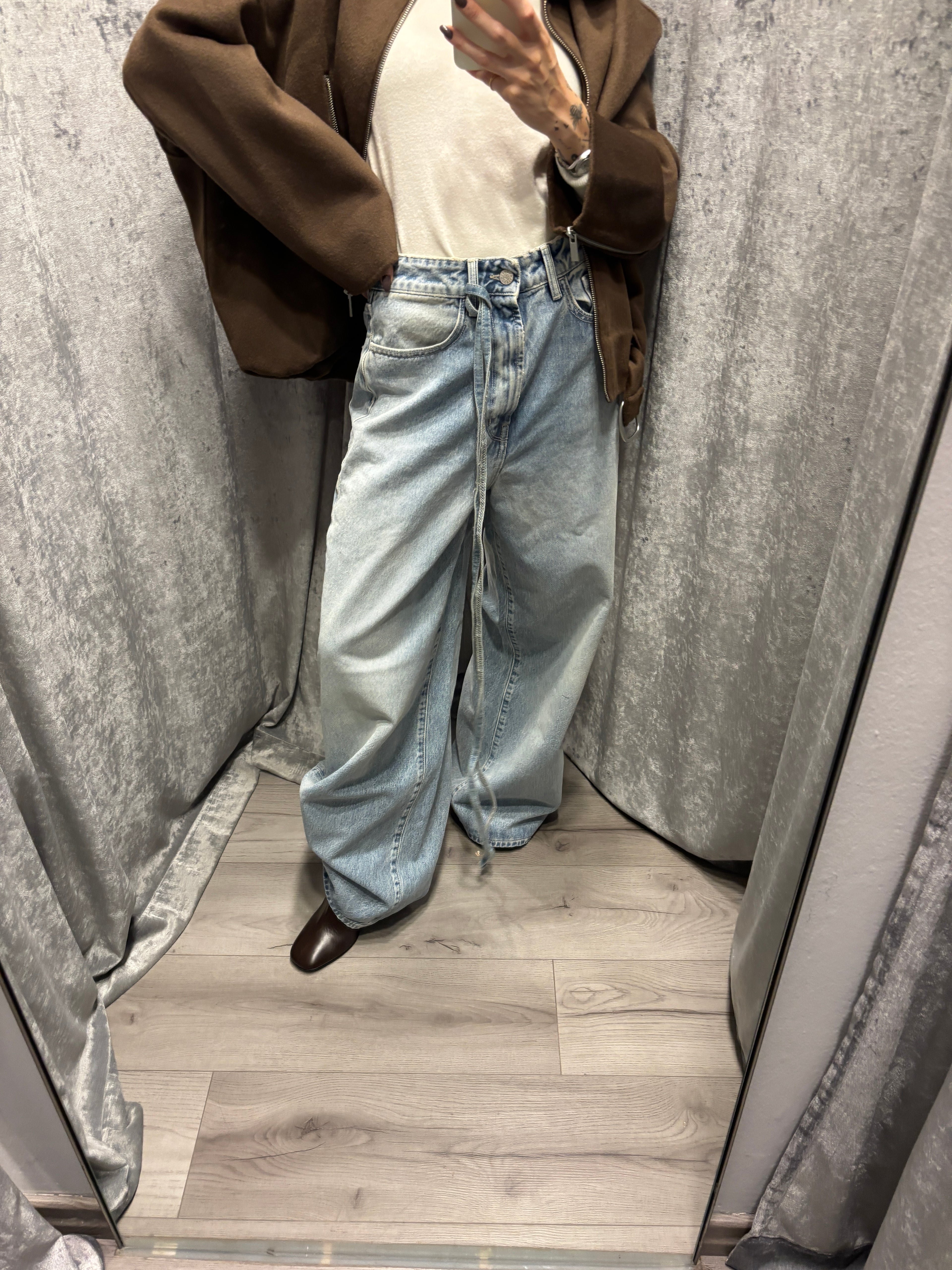 Denim palazzo con cintura in vita