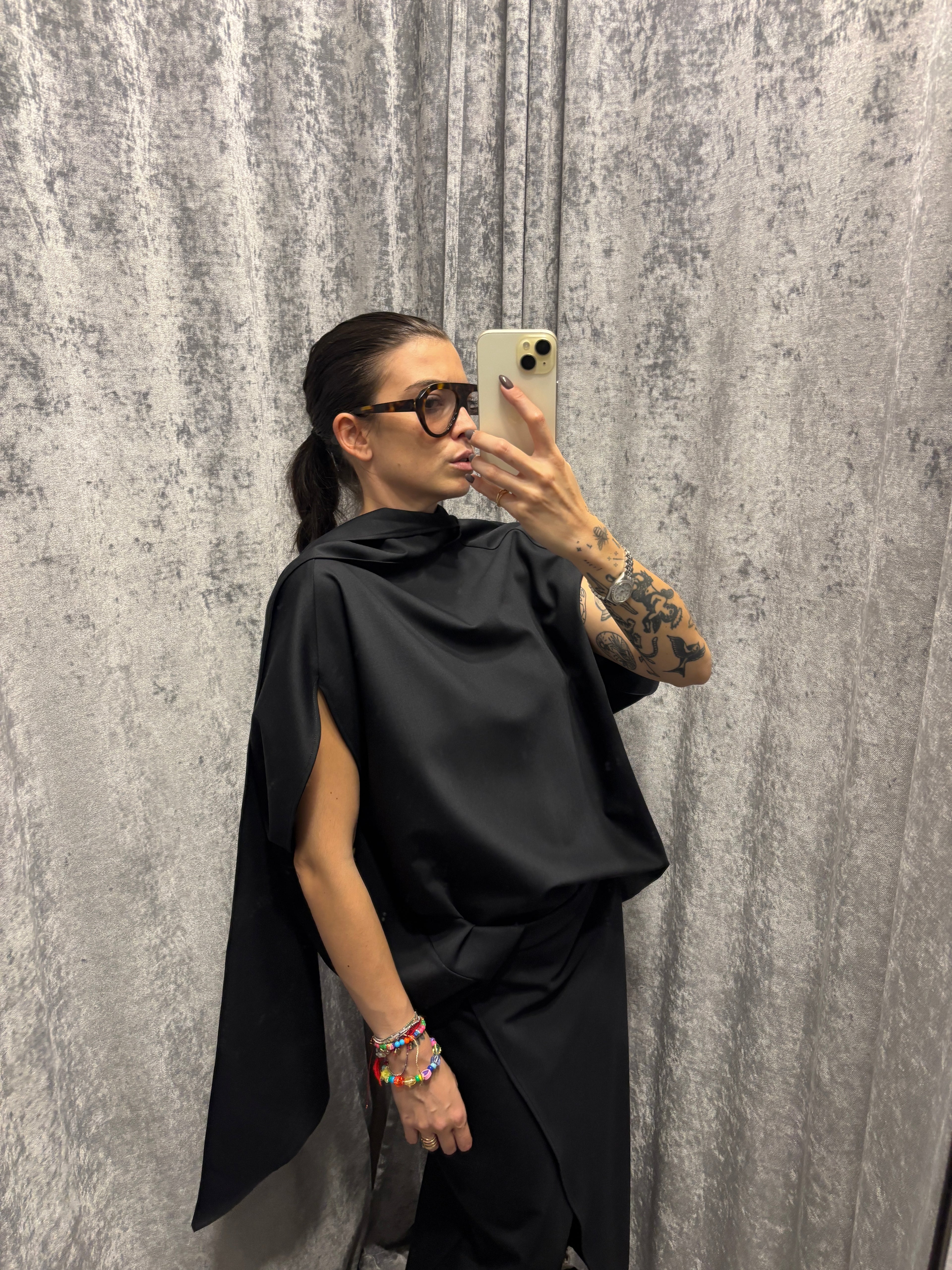 Blusa manica alla francese con foulard