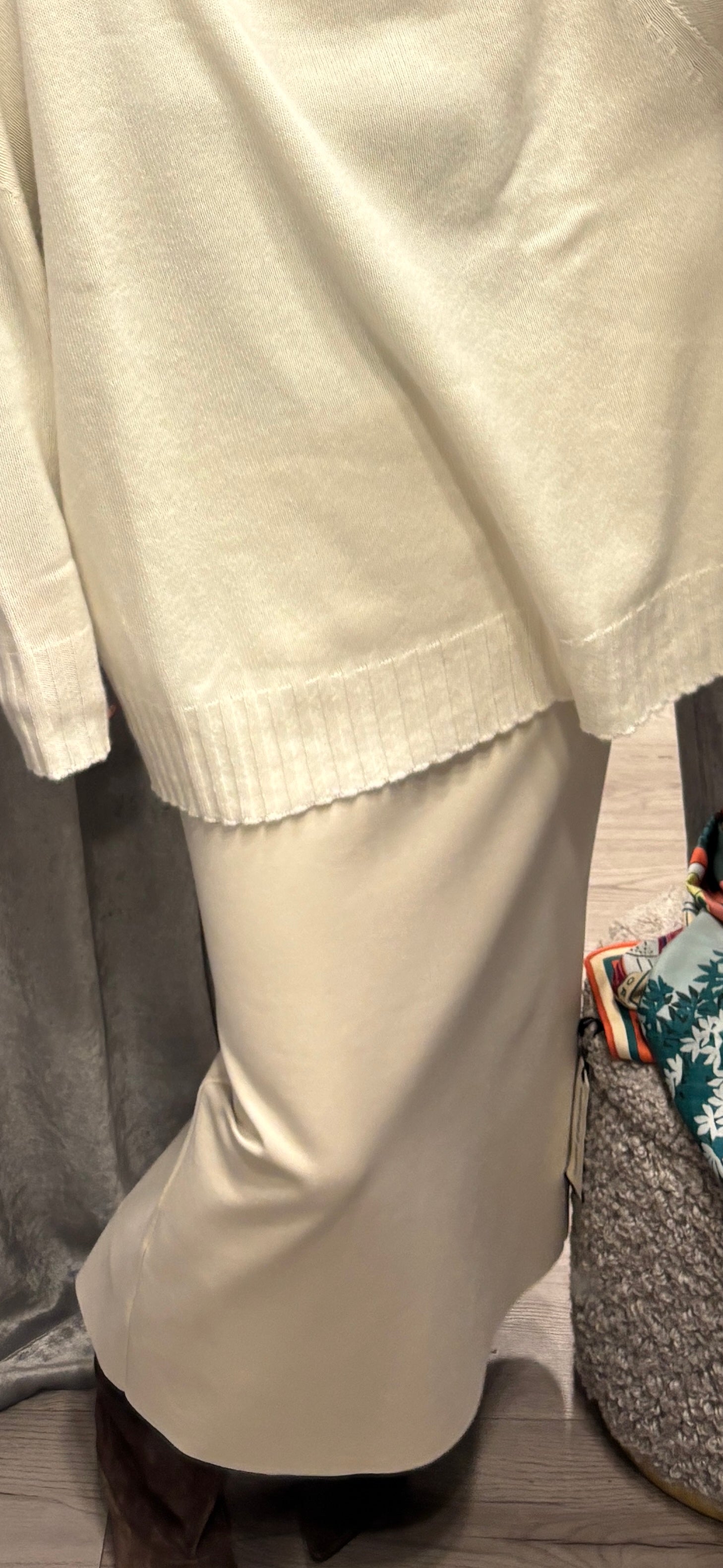 Longuette in punto milano con spacco